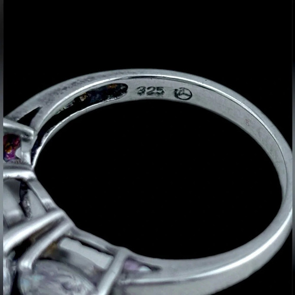 Simulated Diamond Ring in Sterling Silver 7.65  beautiful condition - Picture 5 of 9